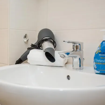 Welcome In - In Niedersfeld-winterberg Met Balkon En Berging Winterberg